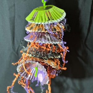 Halloween Paper Bird Toy: Shreddable Preening Parrot Toy