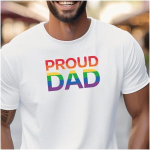 Camiseta de papá orgulloso, regalo para el Día del Padre LGBTQ, camiseta del orgullo gay, camiseta con letras arcoíris, ropa para papá queer, regalo de orgullo para él, ropa divertida para papá aliado