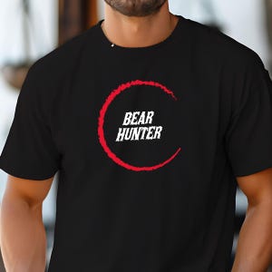 ゲイベアTシャツ、ベアハンターシャツ、レッドエクリプスベアTシャツ、LGBTQプライドベアシャツ、面白いベアギフト、ベアコミュニティシャツ、ベアプライドウェア