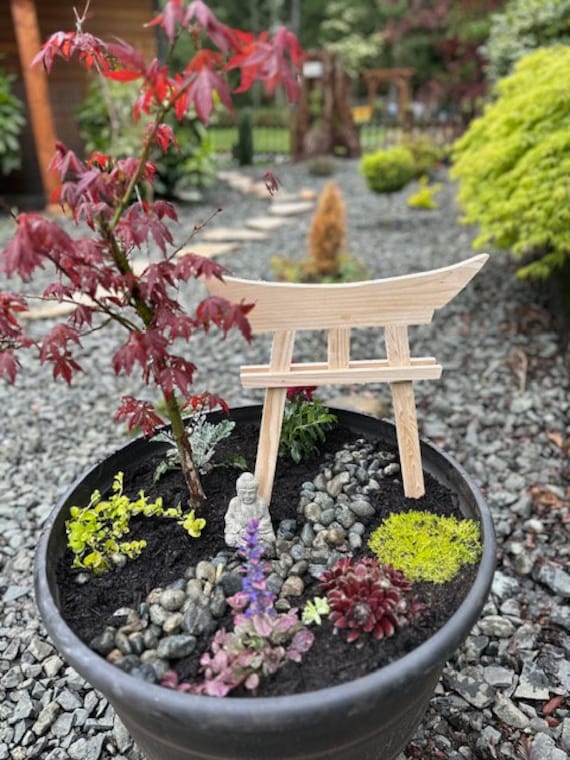 Cedar Torii Gate Garden Statue: Asian Zen Decor (14 Inch) - Etsy