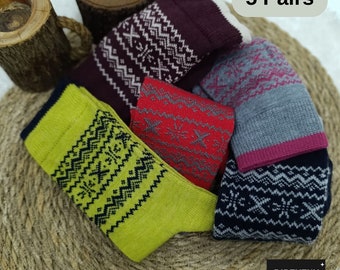 Confort en laine de luxe : chaussettes pour femmes