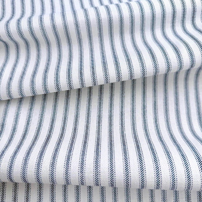 Tissu à rayures en coton au mètre, style champêtre, idéal pour la couture, housse de coussin ou rideaux. Rayures classiques, style vintage. Dark Blue