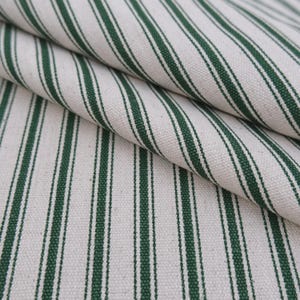 Tela de tapicería para sillas, color verde pino, con rayas finas, cortada a medida, estilo campestre francés, ideal para decoración del hogar. Tela vintage con rayas finas para debajo de los gabinetes. imagen 1
