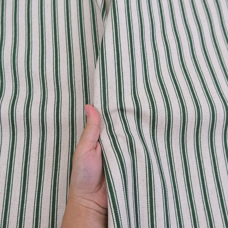 Tela de tapicería para sillas, color verde pino, con rayas finas, cortada a medida, estilo campestre francés, ideal para decoración del hogar. Tela vintage con rayas finas para debajo de los gabinetes. imagen 5