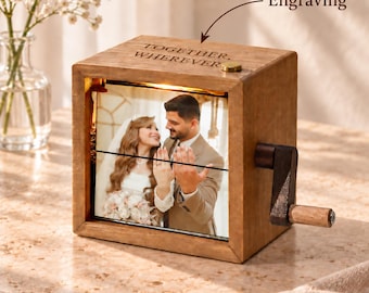 Personalized Photo Flipbook Animation Box, Custom wooden Photo Flipbook with Light, Custom Crank Photo Box ,Creative Anniversary gifts