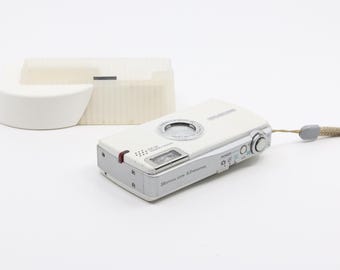 RARE Full Set Olympus IR-300 Digital Camera With Docking Station