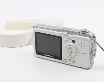 RARE Full Set Olympus IR-300 Digital Camera With Docking Station