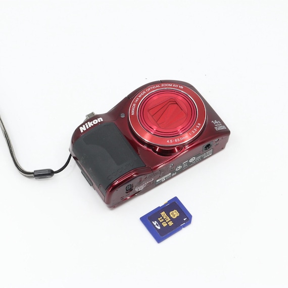 READ Nikon Coolpix L610 Digital Camera+ SD Memory Card !!battery