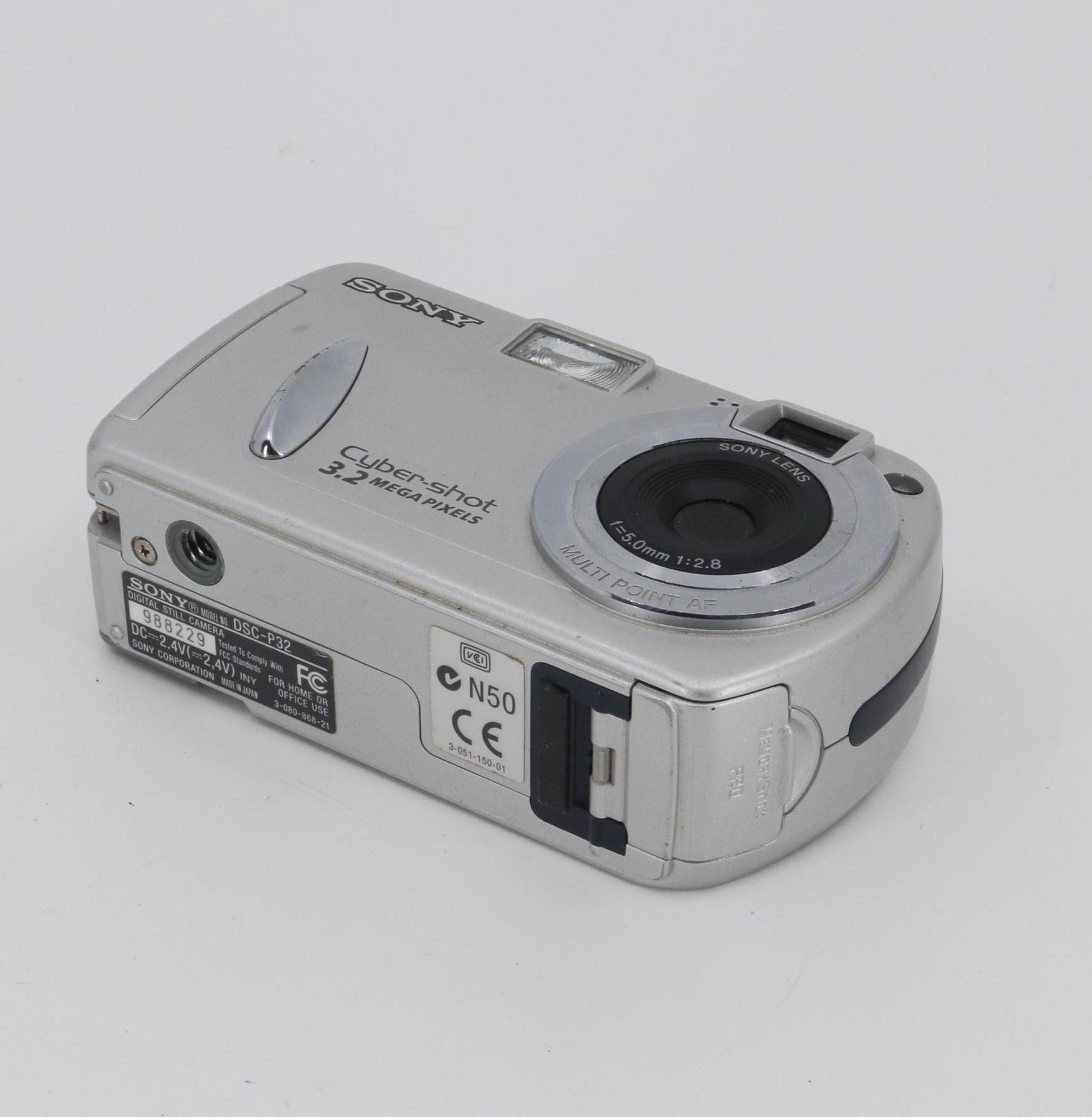 Sony Cyber-shot DSC-P32 Digital Camera (only Camera, Without