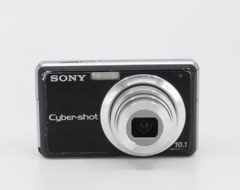 Sony Cyber-shot DSC-T9 (状態は悪いが、完全に動作する、バッテリーと
