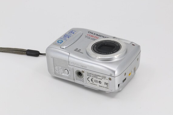Olympus Camedia D-535 Zoom Working Vintage Digital Camera - Etsy Olympus Camedia D-535 Zoom Working Vintage Digital Camera - Etsy