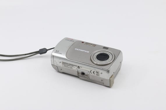 Olympus Camedia C-310 Zoom (working but Bad Cosmetic Condition