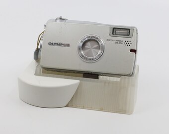 Contax U4R Luxury Folding Digital Camera With Zeiss T* Lens