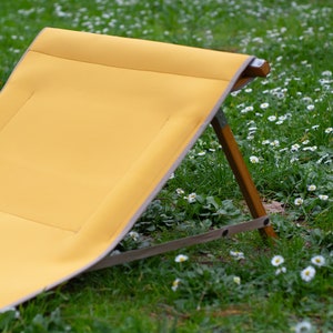 Lettino prendisole in legno regolabile e pieghevole giallo, lettino prendisole pieghevole leggero con schienale, sedia da spiaggia leggera, sedia da campeggio per esterni immagine 4