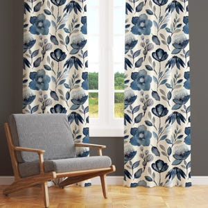 Blauwe bloemengordijnen, ontwerp met bloemengordijnen, woonkamerdecor, indigo raamdecoratie, verduisteringsoptie, aangepast formaat
