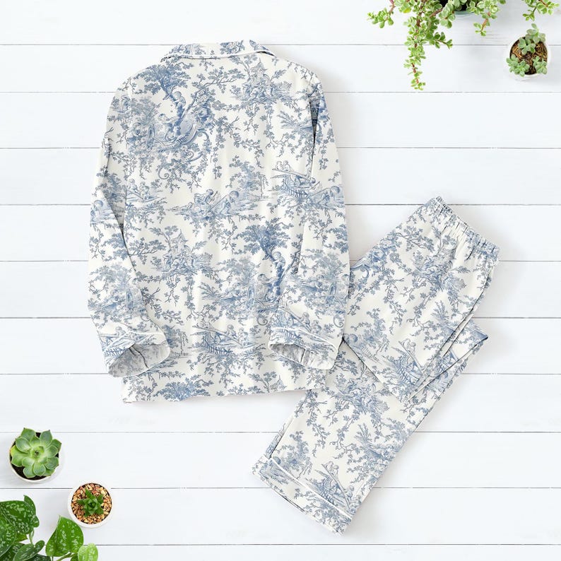 Toile De Jouy Pajama Set Women, Blue White Vintage Pajamas, Button Up Long Sleeve Sleepwear, Classic Elegant Nightwear