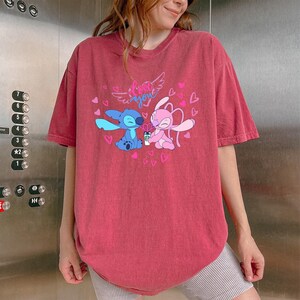 Stitch and Angel love you graphic Comfort Colors t-shirt, pastel cartoon tee, kawaii couple shirt, cute valentines day tshirt bild 5