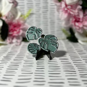 Monstera Leaves Patch • Embroidered Iron On Patch • Cute Patch • Plant Patch • Monstera Plant Patch • Triple Monstera Leaves Patch
