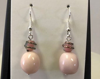 Attractive pink dangle earrings