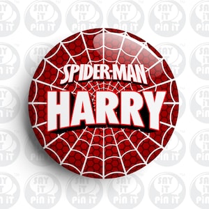 May include: A red and white button with a spider web design. The text "SPIDER-MAN HARRY" is printed in white on the button.