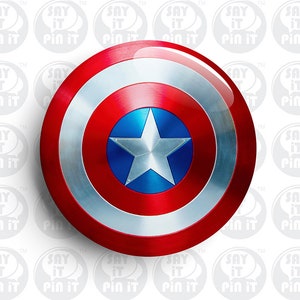 Op de afbeelding: Een rond schild in rood, wit en blauw met een zilveren vijfpuntige ster in het midden. Het schild heeft een glanzende afwerking.