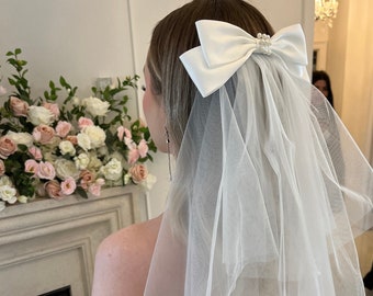 Pearl Bow Elbow Veil, Ivory Bridal, Bachelorette Party