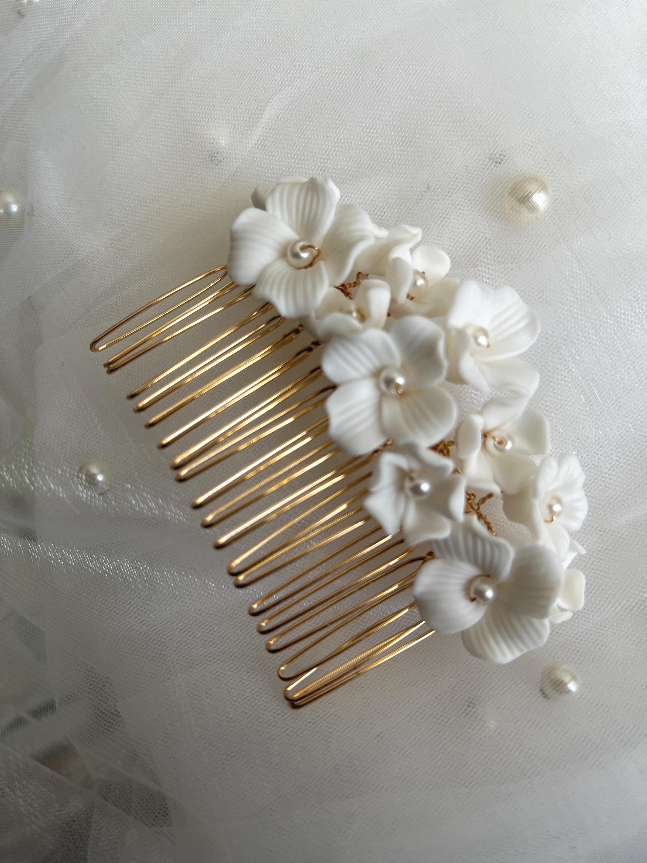 Braut-Haarkamm Mit Keramikblumen – Goldfarben, Ca. 15x6 Cm, Mit Perlen & Strass, Für Hochzeiten & Feiern