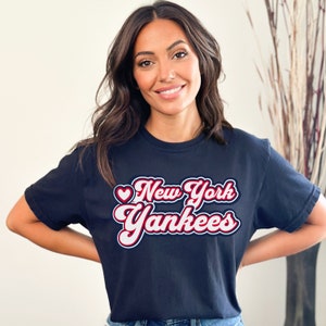 Pink new york yankees shirt shop