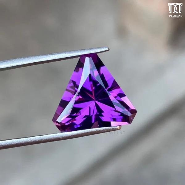 Natural Amethyst,Amethyst Triangle Shape,Amethyst Fancy Cut,February Birthstone,Purple Amethyst,Amethyst For jewellery