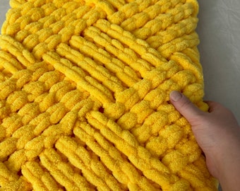 HANDMADE KNIT BLANKETS