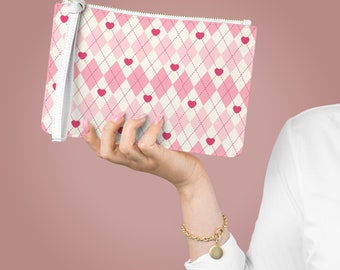Preppy Pink and White Argyle and Hearts Print on Zipper-Closure Clutch with a Wrist Strap. Golf Club Preppy Aesthetic Accessories.