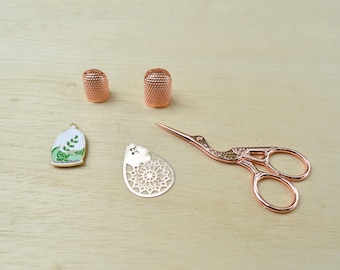Embroidery Accessory Set Rose Gold - Embroidery Tools Scissors, Thimbles, Needle Holder, Needle Threader