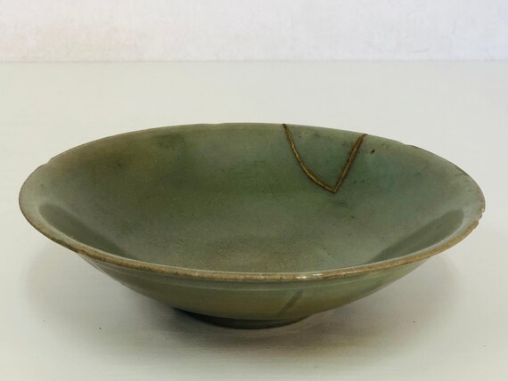 Y4105 茶碗 青磁 金継ぎ 箱入り 日本製 アンティーク 茶道 陶器 茶碗