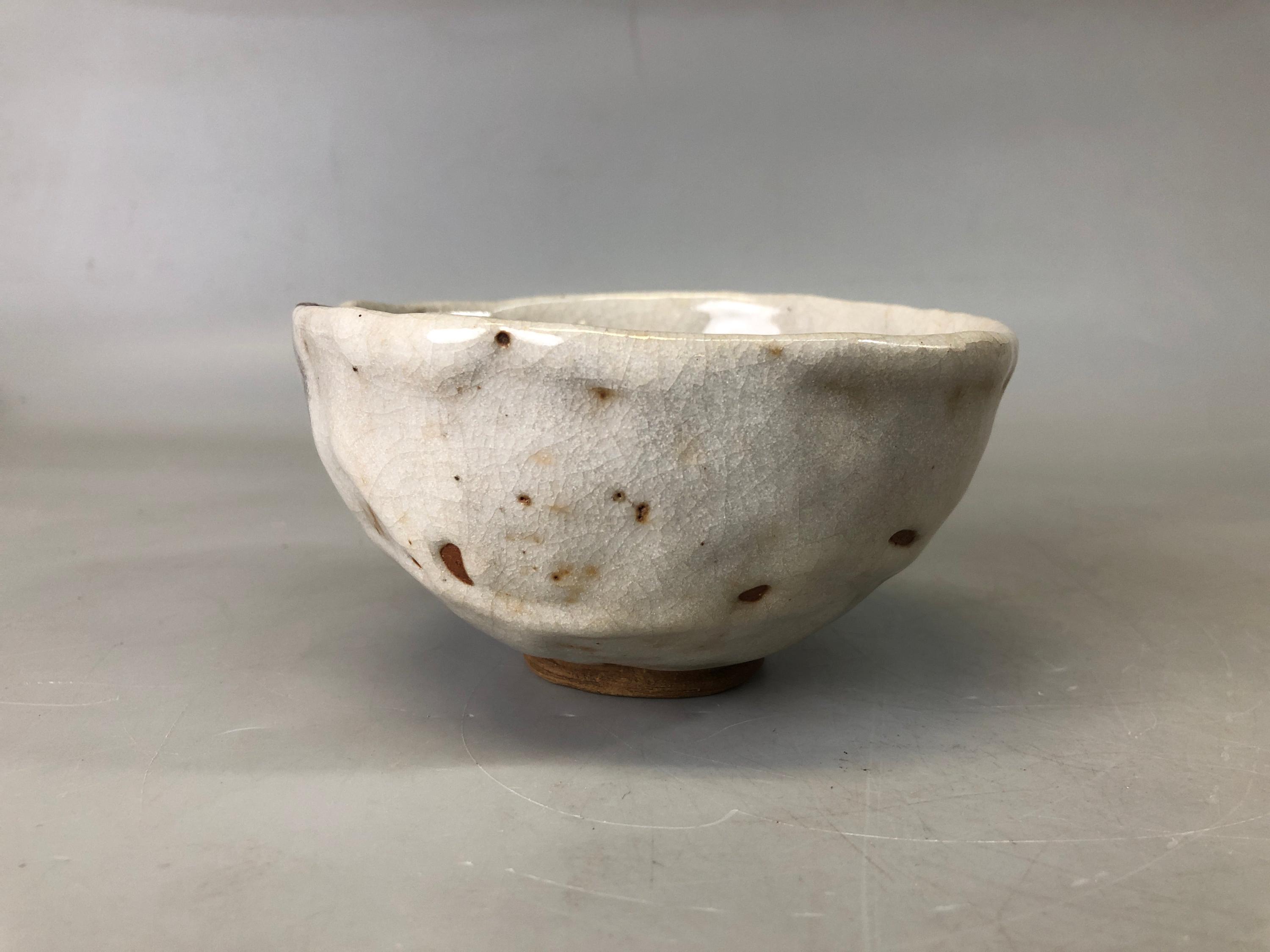 Y7465 CHAWAN Shino-ware Bowl Signed Japan Antique Tea Ceremony