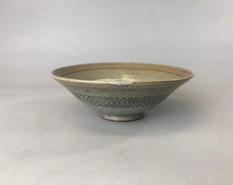 Y7425 CHAWAN Hakeme brushmark flat bowl signed Japan antique tea ceremony