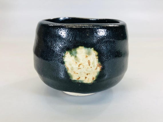 瀬戸焼　時代物　草文　茶碗　合わせ箱　茶道具　骨董品、美術品 瀬戸焼 時代物 草文 茶碗 合わせ箱 茶道具 骨董品、美術品