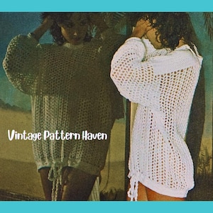 Puede incluir: Un suéter blanco de tejido abierto con mangas largas y dobladillo con cordón. El suéter tiene un ajuste holgado y está hecho de un hilo texturizado. El texto "Vintage Pattern Haven" es visible en la parte inferior de la imagen.