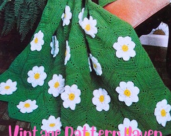 Vintage Daisy Afghan Crochet Pattern – Retro Granny Hexagon Blanket – Flower Motif Throw – Cozy & Warm Crochet Blanket Pattern