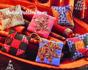 Vintage Quilted Christmas Ornament Pattern – DIY Patchwork Tree Decorations – 3" Festive Fabric Ornaments, Christmas Holiday Sewing PDF