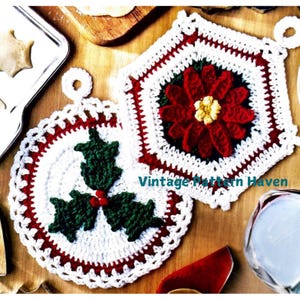 Vintage Crochet Potholder Pattern – Festive Holly & Poinsettia Designs! Perfect Christmas Kitchen Decor or Gift, Retro 1970s Holiday Charm!