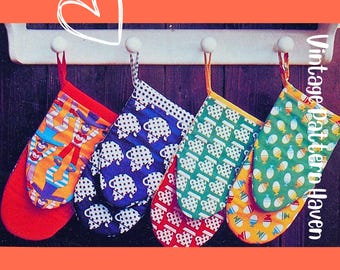 Vintage Oven Mitt Sewing Pattern – 1970s Retro Boho Kitchen Gloves – DIY Oven Mitts, Easy Sewing Project, Scrap Fabric PDF