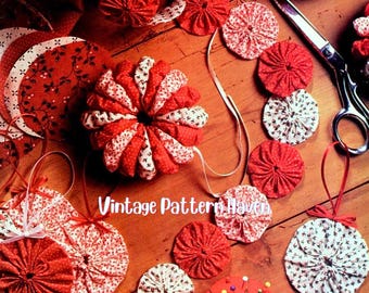 Yo-Yo Ornament Sewing Pattern | Easy Vintage Christmas Craft | Ornaments, Garlands & Wreaths | Fun Scrap Fabric Project for Holiday Decor