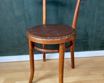 Timeless Charm: Handcrafted Thonet Side Chair with Leather Upholstery