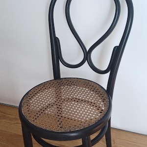 Bentwood Thonet chair nr. 12 from the early 20th century
