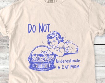 Funny Cat Mama Shirt | Retro Cat Lady Tee & Vintage Kitten Sweatshirt |  Mom Day Present| Nostalgia Cottagecore Aesthetics Outfit