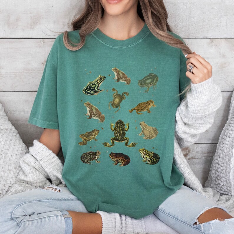 Vintage Frog and Toad graphic Shirt: twelve vintage illustration of frogs and toads decorated with flys printed on a comfort colors shirt.