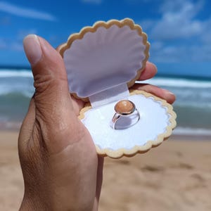 Kauai brown Puka Shell Adjustable Ring - Resin and Stainless Steel - Hawaiian Jewelry -Everyday Ring - handmade gift - Kauai jewelry