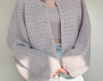 Cardigan Sienne au crochet Patron PDF | Pull oversize en dentelle printanière, Pull délicat | Tutoriel pas à pas avec photos et vidéos