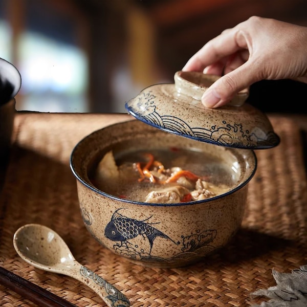 Retro Japanese Ramen Bowl Set: Handmade Ceramic Noodle Soup Bowl with Lid - Large Capacity, Floral Design for Home & Restaurant