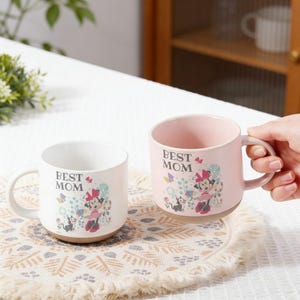 Best Mom Pottery Mug, Minnie Mouse Ceramic Mug Gift for Mom, Disney Floral Coffee Mug for Mother's Day, Minnie Mouse Mug For Mom